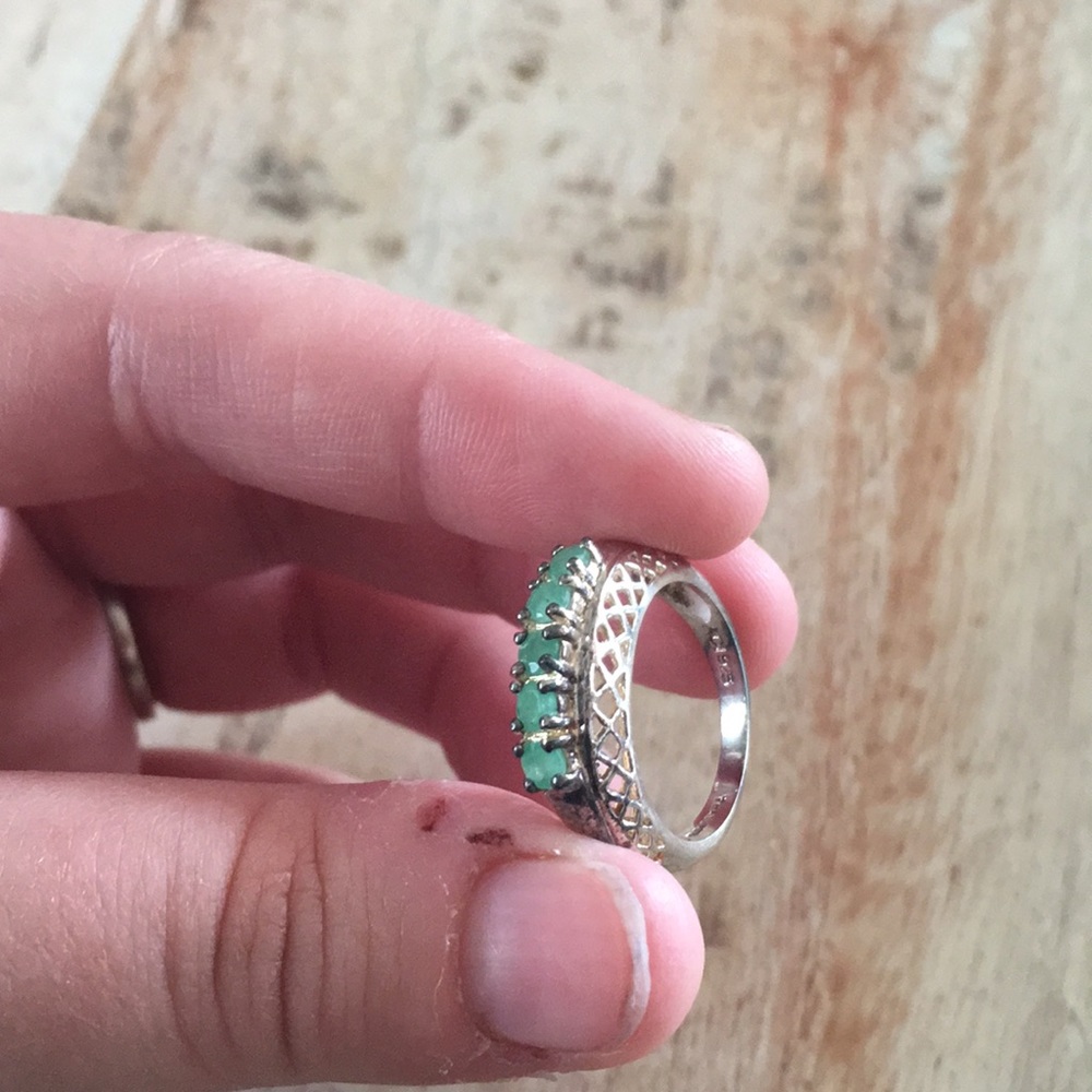Sterling and emerald ring. Vintage, sz 5